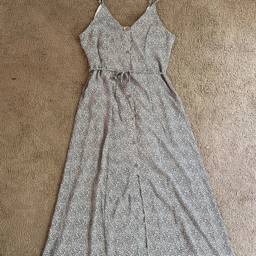 90s style, leopard print, button down dress.